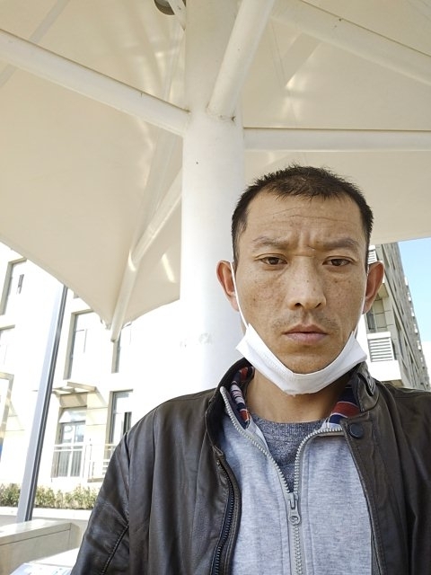 孤狼的第一张照片--江苏王婆说媒