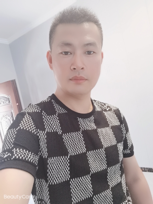 快乐无罪的第一张照片--江苏王婆说媒