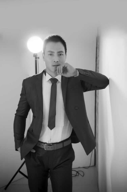 旧时相识的第二张照片--江苏王婆说媒