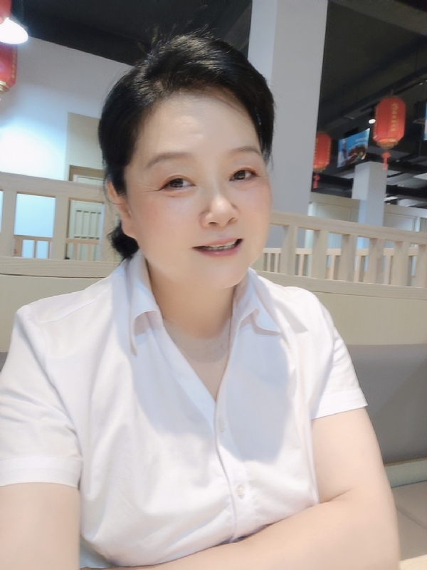 丁姐爱生活的第一张照片--江苏王婆说媒